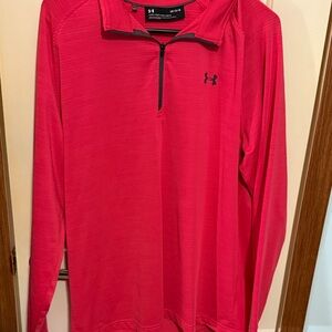 Under Armour Crimson Quarter-Zip Top in excellent condition size Large